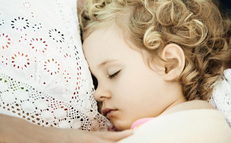¿Tu hijo sufre terrores nocturnos? Consejos para padres y madres