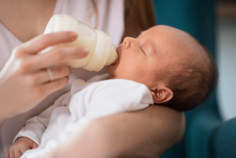 ¿Cómo se prepara un biberón?
